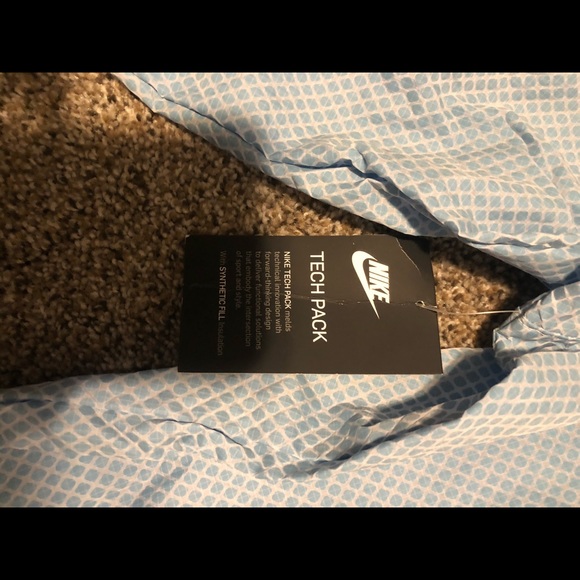 Nike tech pack - Picture 1 of 3